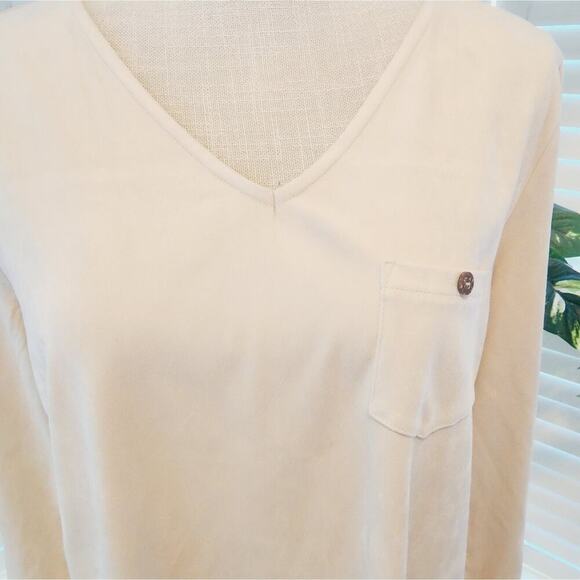 SOFT SURROUNDINGS SOFT SUEDE V NECKET BEIGE W/BUTTON POCKET SIZE MED - Picture 2 of 7